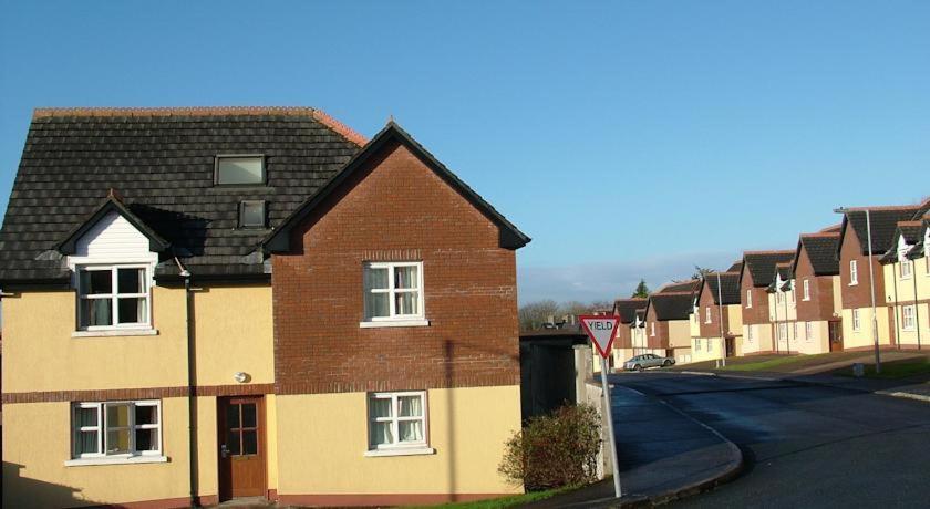 Yeats Village Sligo Buitenkant foto